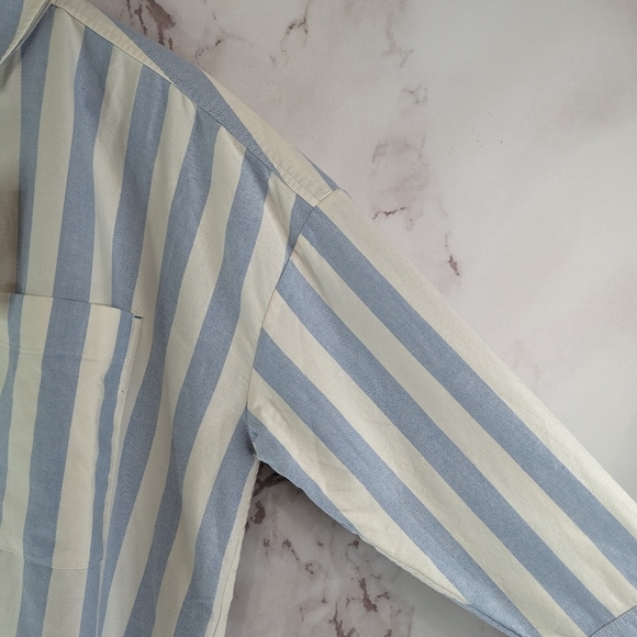 Everlane Shirt Womens White Blue Striped Button The Boxy Oxford 2 Pocket - Picture 13 of 14